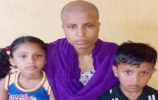 যৌতুকের জন্য নারীকে মাথা ন্যাড়া করে নির্যাতন