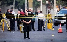 যুক্তরাষ্ট্রের  ইন্ডিয়ানাপোলিসে বন্দুকধারীর গুলিতে নিহত ৮