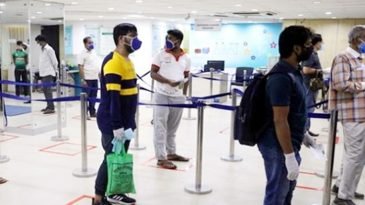 লকডাউনে ব্যাংক লেনদেনের নতুন সময়ের প্রজ্ঞাপন জারি