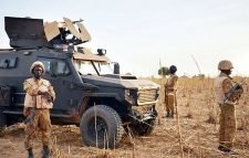 বুরকিনা ফাসোতে বন্দুকধারীদের গুলিতে নিহত ৩০