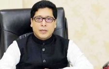 ‘সবাইকে ঢাকায় রাখতে ছুটি সংক্ষিপ্ত, বুধবারও অফিস’