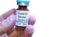 গুটিয়ে আসছে টিকাদান