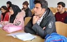 পাকিস্তানি শিক্ষার্থীদের  অনিশ্চিত শিক্ষা জীবন চীনে