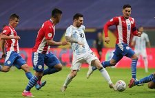 মেসিকে বাইরে রেখে খেলা কঠিন: আর্জেন্টিনা কোচ