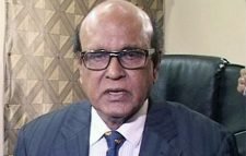 খালেদা জিয়ার ক্ষমা চাওয়ার প্রশ্নই আসে না: খন্দকার মাহবুব