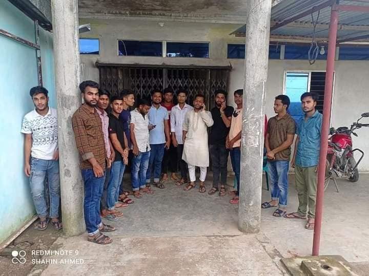 গোয়াইনঘাটে পল্লী বিদ্যুৎ অফিসে ছাত্রলীগের তালা