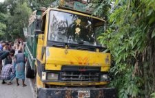 কোম্পানীগঞ্জে ট্রাকচাপায় প্রাণ গেল ২ মাদ্রাসাছাত্রের