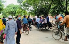 অফিস খোলা রেখে সীমিত লকডাউন, ভোগান্তিতে পেশাজীবীরা