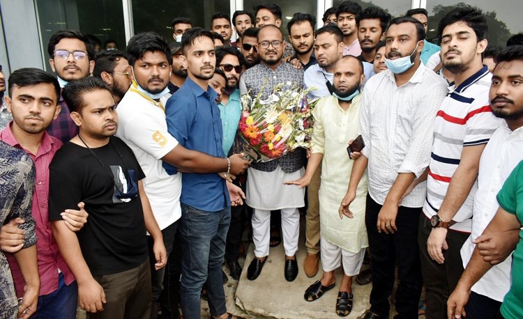 সিওমেক ছাত্রলীগের নব নির্বাচিত নেতৃবৃন্দকে সংবর্ধনা