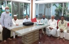 রাগীব আলীর সাথে হজরত শাহজালাল (রহ.) ভৃক্তবৃন্দের সাক্ষাৎ