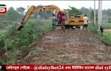 মৌলভীবাজার জুড়ী উপজেলার  প্রবাসীর নিজ খরচে রাস্তার দুটির খন্দক ও মাটি ভরাটে উদ্যোগ গ্রহন  ভিডিওসহ
