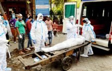 ভারতে করোনায় একদিনে মৃত্যু প্রায় ৪ হাজার