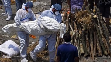 ভারতে করোনায় ৪ লাখ ছাড়াল মৃত্যু