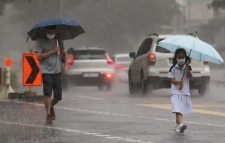 দেশের চার বিভাগে ভারী থেকে অতিভারী বর্ষণ