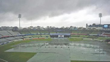 ম্যাচ বন্ধ সুপার লিগের