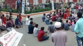 “ট্যাক্স নয় ক্লাস চাই”- স্লোগানে সিলেটের শিক্ষার্থীরা