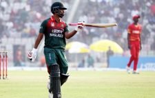 লজ্জার রেকর্ড তামিমের