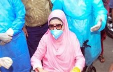 আজ টিকা নেবেন খালেদা জিয়া