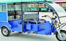 ইজিবাইকের ব্যাটারি বিস্ফোরণে স্বামী-স্ত্রীর মৃত্যু