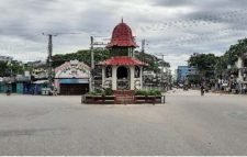 কঠোর লকডাউনের প্রথম দিন ফাঁকা নগরের সড়ক
