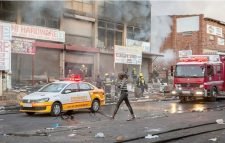 দক্ষিণ আফ্রিকার দাঙ্গা-সহিংসতা ‘পূর্বপরিকল্পিত’