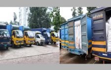 ১ কোটি ২৭ লাখ টাকার কাপড়সহ গ্রেফতার ১১