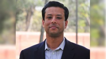 জন্মদিনে ফেসবুকে যা লিখলেন জয়