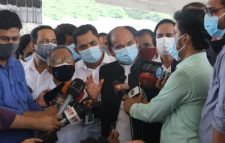 অনলাইনে টিকিট কেনায় ভোগান্তি স্বাভাবিক : নূরুল ইসলাম সুজন