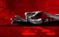 স্ত্রীকে গলাকেটে হত্যার পর স্বামীর বিষপান