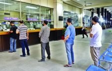 আজ ব্যাংক-শেয়ারবাজার খুলছে