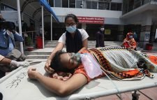 করোনায় আরও ২৪১ জনের মৃত্যু, শনাক্ত ছাড়ালো ১৩ লাখ