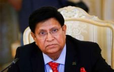 এ কোন ডিপ্লোম্যাসি!