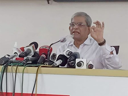 ‘জনগণের দৃষ্টি ভিন্নখাতে নিতেই জিয়াউর রহমানকে নিয়ে মিথ্যাচার’