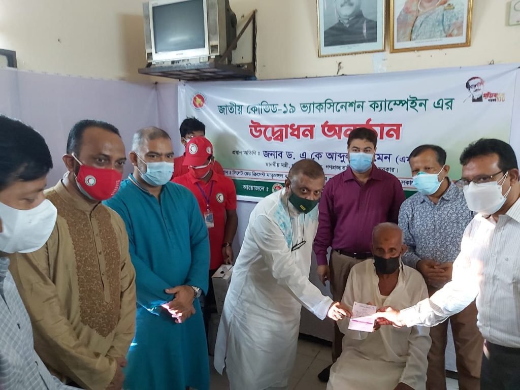 সিলেট জেলা ও নগরীতে গণটিকা নিলেন ৮১৩৯৭ জন