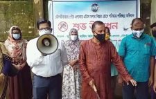 মৌলভীবাজারে এডিস মশা নিধনে পরিচ্ছন্ন অভিযান ও কার্যক্রমের উদ্বোধন