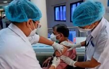 টিকা নেওয়া কোভিড রোগীদের মৃত্যুঝুঁকি কম