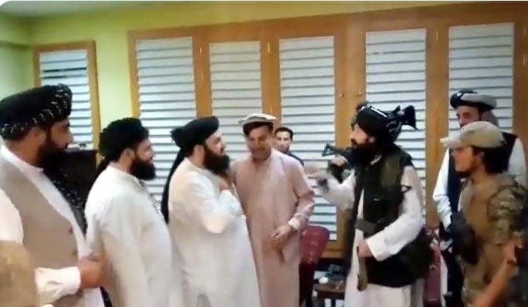 এবার তালেবানে যোগ দিলেন আশরাফ গনির ভাই হাশমত গনি