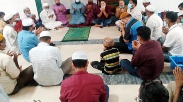 শেখ ফজিলাতুননেছার জন্মবার্ষিকীতে মহানগর শ্রমিক লীগের মিলাদ ও দোয়া