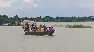বন্যা-অতিবৃষ্টিতে পানিবন্দি ৩০ হাজার মানুষ