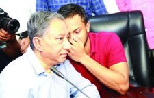 সাকিবের বিশ্বাস পাপনের মাঝে