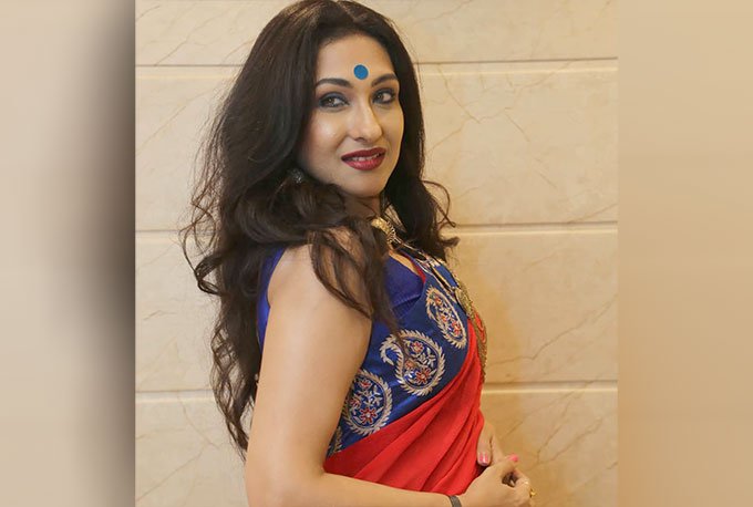 জিম লুকে আগুন ঝরালেন ঋতুপর্ণা