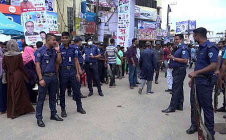 লক্ষ্মীপুরে যুবলীগের দু-গ্রুপের সংঘর্ষ, আহত ১৫