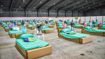 কোভিড হাসপাতালে রোগীদের যৌনমিলন