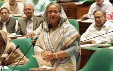 শিক্ষাপ্রতিষ্ঠান দ্রুত খোলার নির্দেশ প্রধানমন্ত্রীর