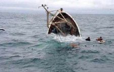 বঙ্গোপসাগরে ট্রলারডুবি, নিখোঁজ ৩ জেলের লাশ উদ্ধার