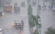 বাড়তে পারে বৃষ্টি, তাপমাত্রা ছাড়িয়েছে ৩৬ ডিগ্রি