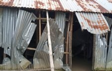 দোয়ারাবাজারে সংঘর্ষ থামাতে গিয়ে হামলার শিকার পুলিশ: আটক ৮