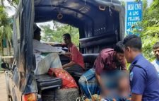 ঢাকা-সিলেট মহাসড়ক অবরোধ করে শ্রমিক বিক্ষোভ, পুলিশের গুলি