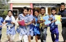 আনন্দ আলোয় উদ্ভাসিত নতুন সকাল আজ