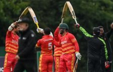 আয়ারল্যান্ডের বিপক্ষে ম্যাচ রাঙাতে পারল না জিম্বাবুয়ে